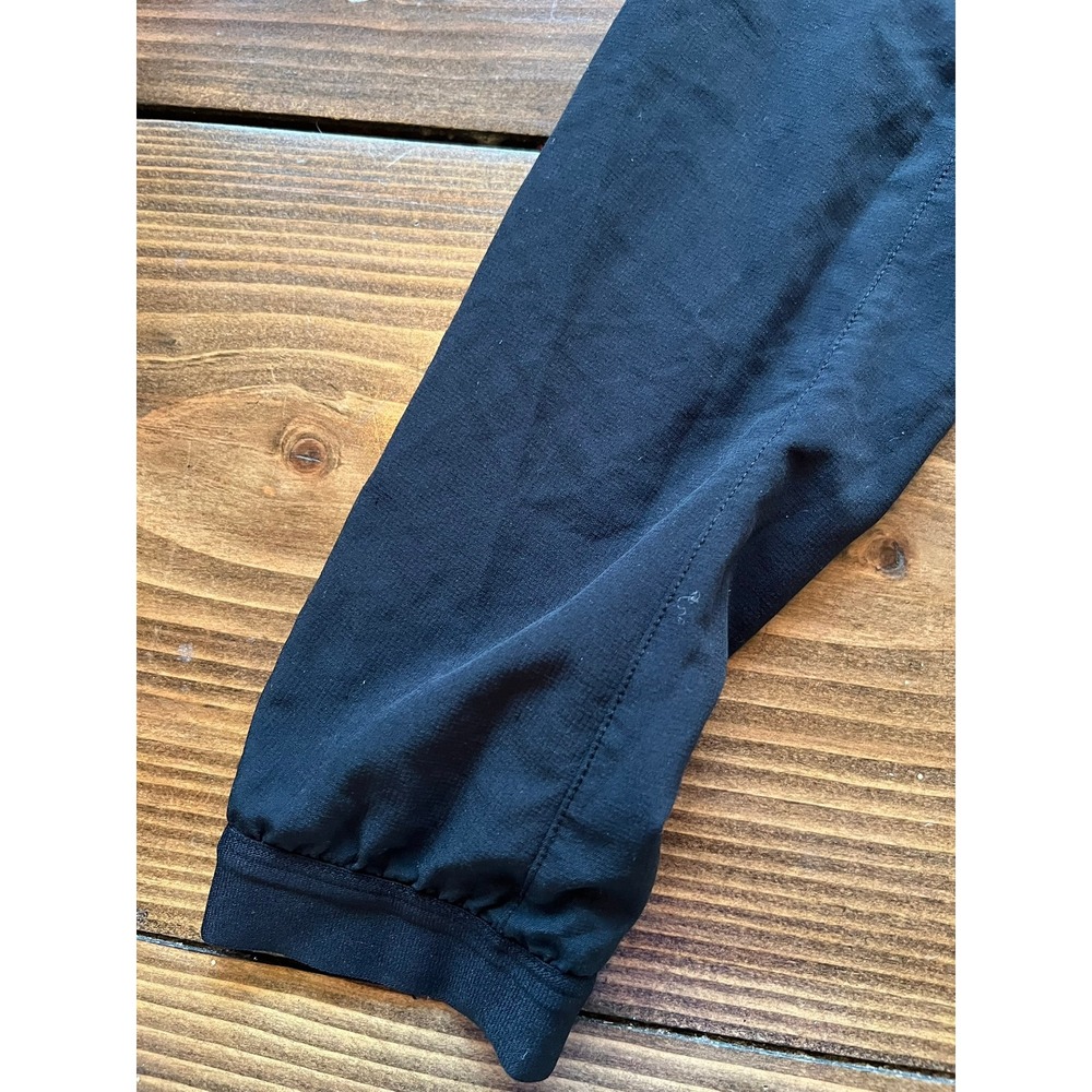 Size Medium - Picture 5 of 6